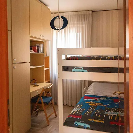 Retro By Hili * Aosta