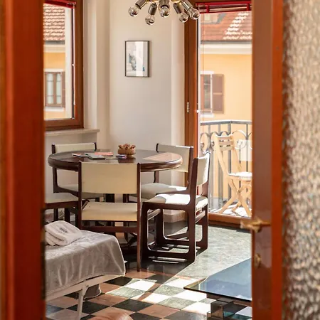 Apartament Retro By Hili *