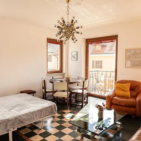 Apartament Retro By Hili *